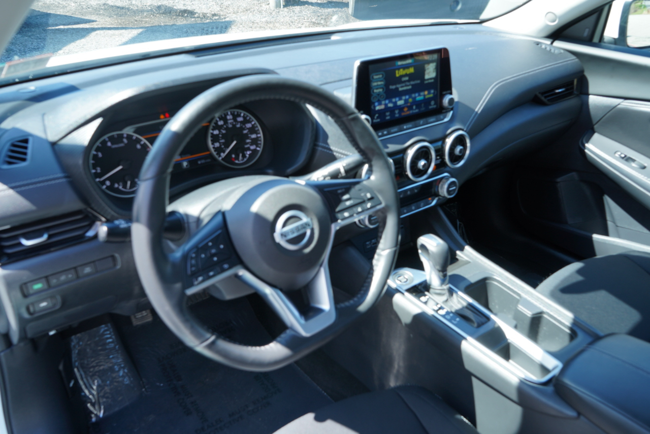 Nissan Sentra SV CVT 2023