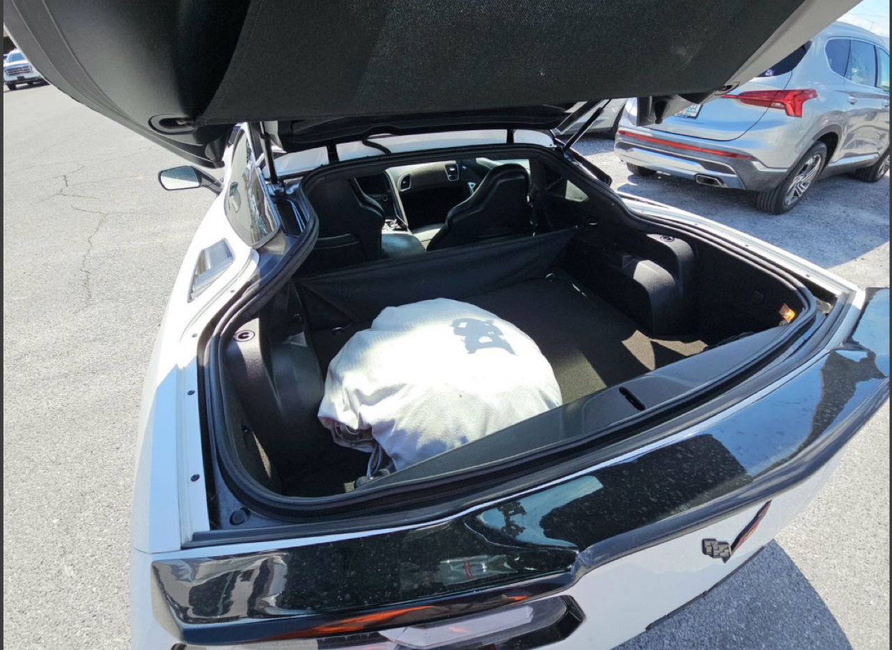 Chevrolet Corvette 2dr Stingray Z51 Cpe w/3LT 2016