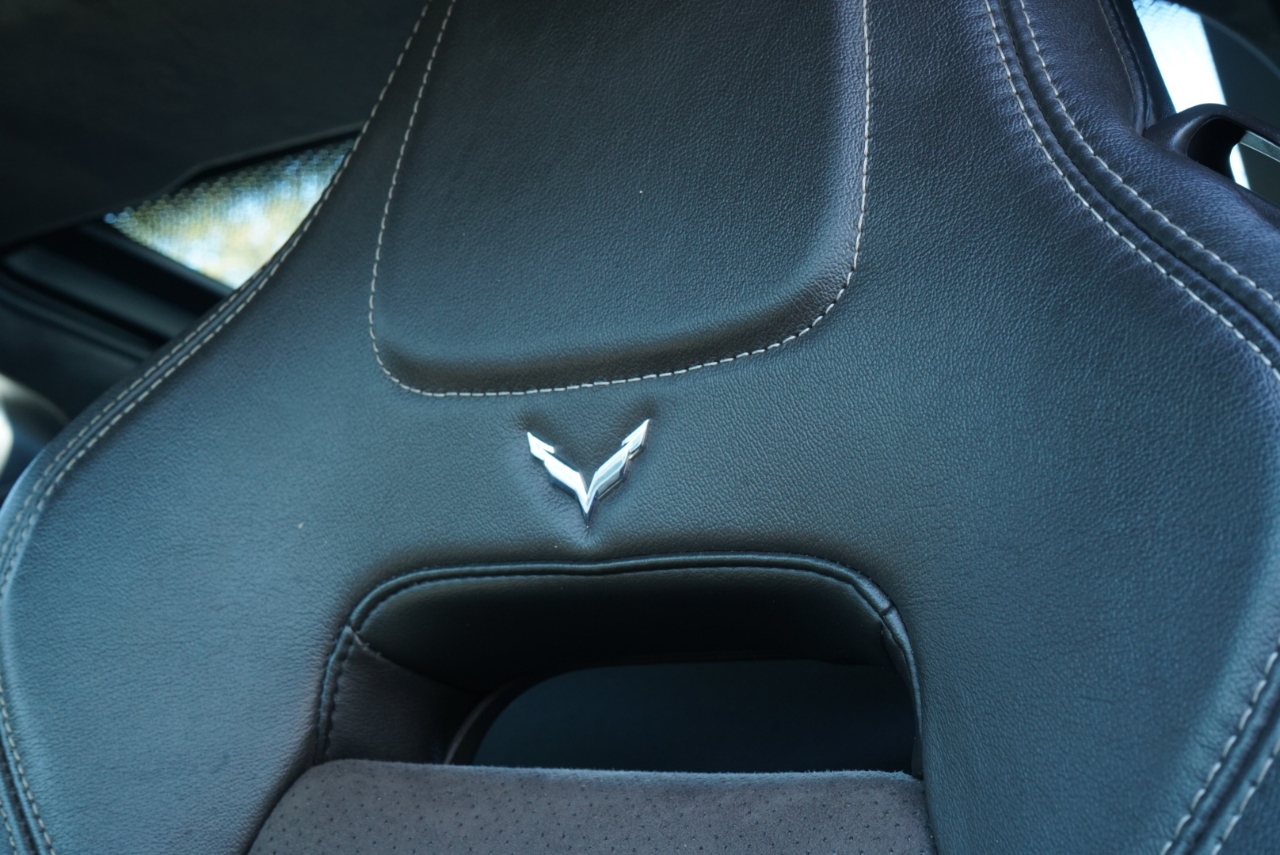 Chevrolet Corvette 2dr Stingray Z51 Cpe w/3LT 2016