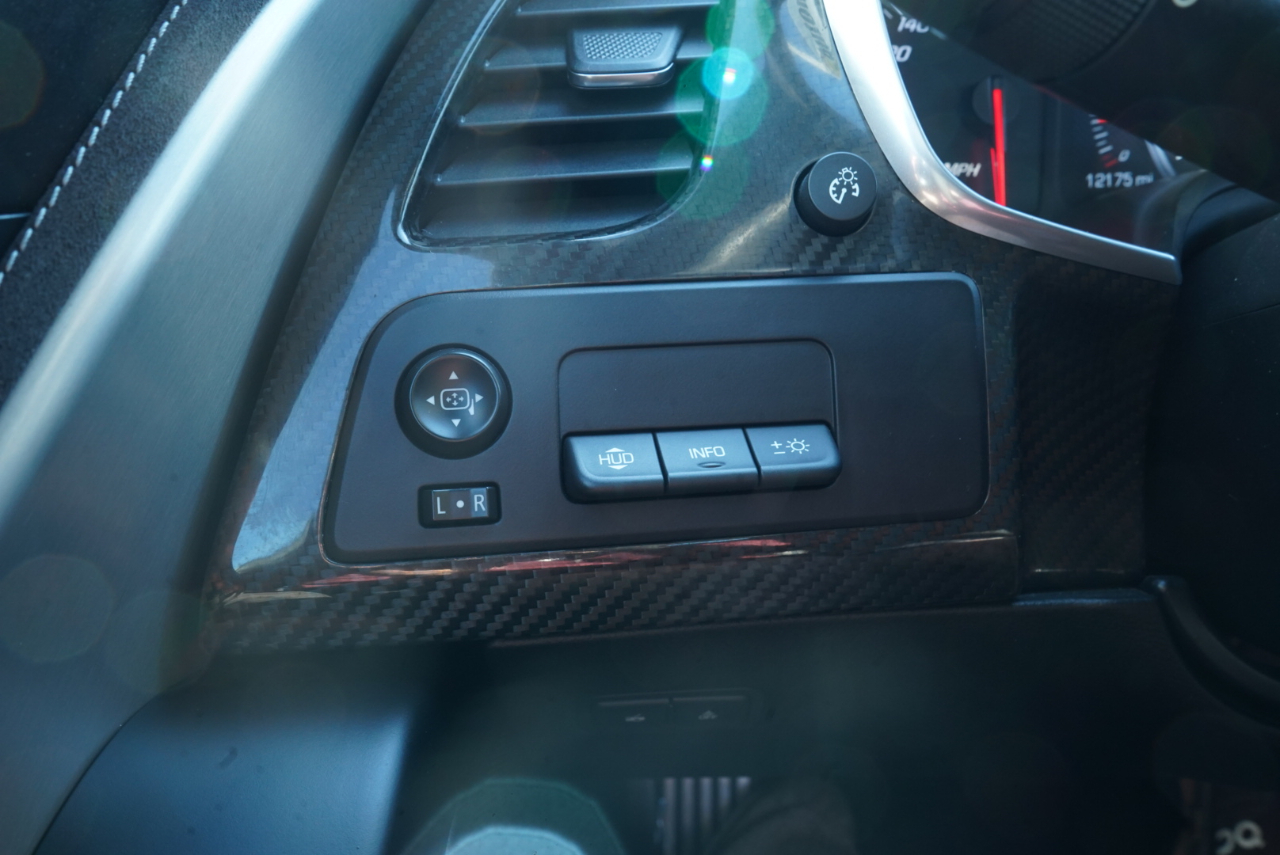 Chevrolet Corvette 2dr Stingray Z51 Cpe w/3LT 2016