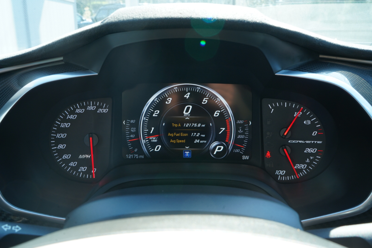 Chevrolet Corvette 2dr Stingray Z51 Cpe w/3LT 2016