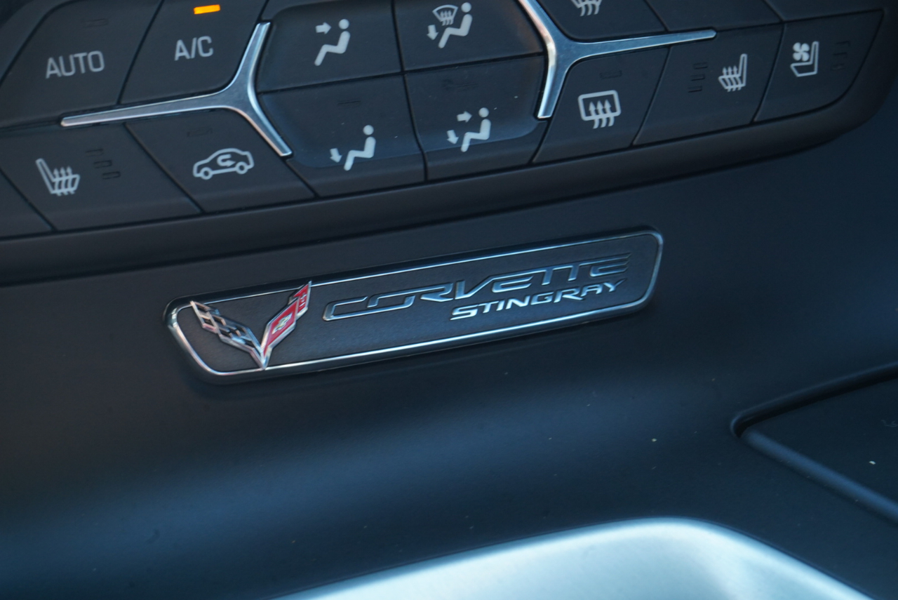 Chevrolet Corvette 2dr Stingray Z51 Cpe w/3LT 2016