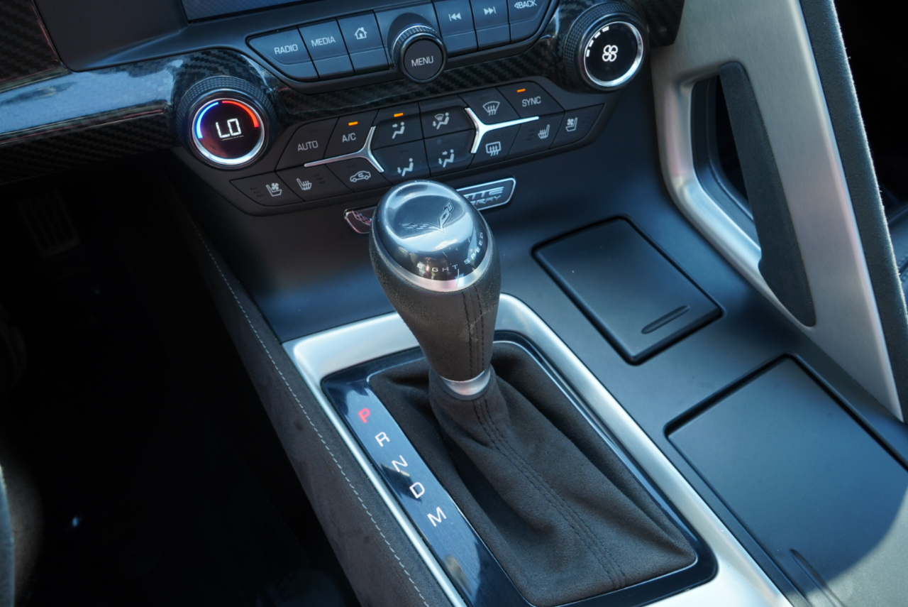 Chevrolet Corvette 2dr Stingray Z51 Cpe w/3LT 2016