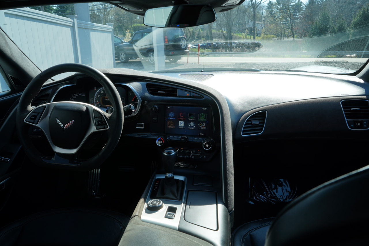 Chevrolet Corvette 2dr Stingray Z51 Cpe w/3LT 2016