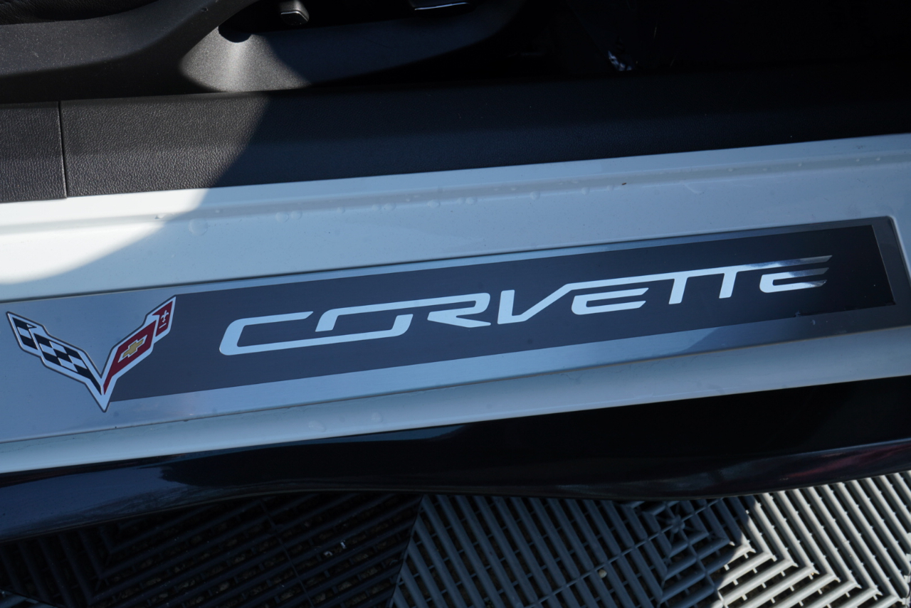 Chevrolet Corvette 2dr Stingray Z51 Cpe w/3LT 2016