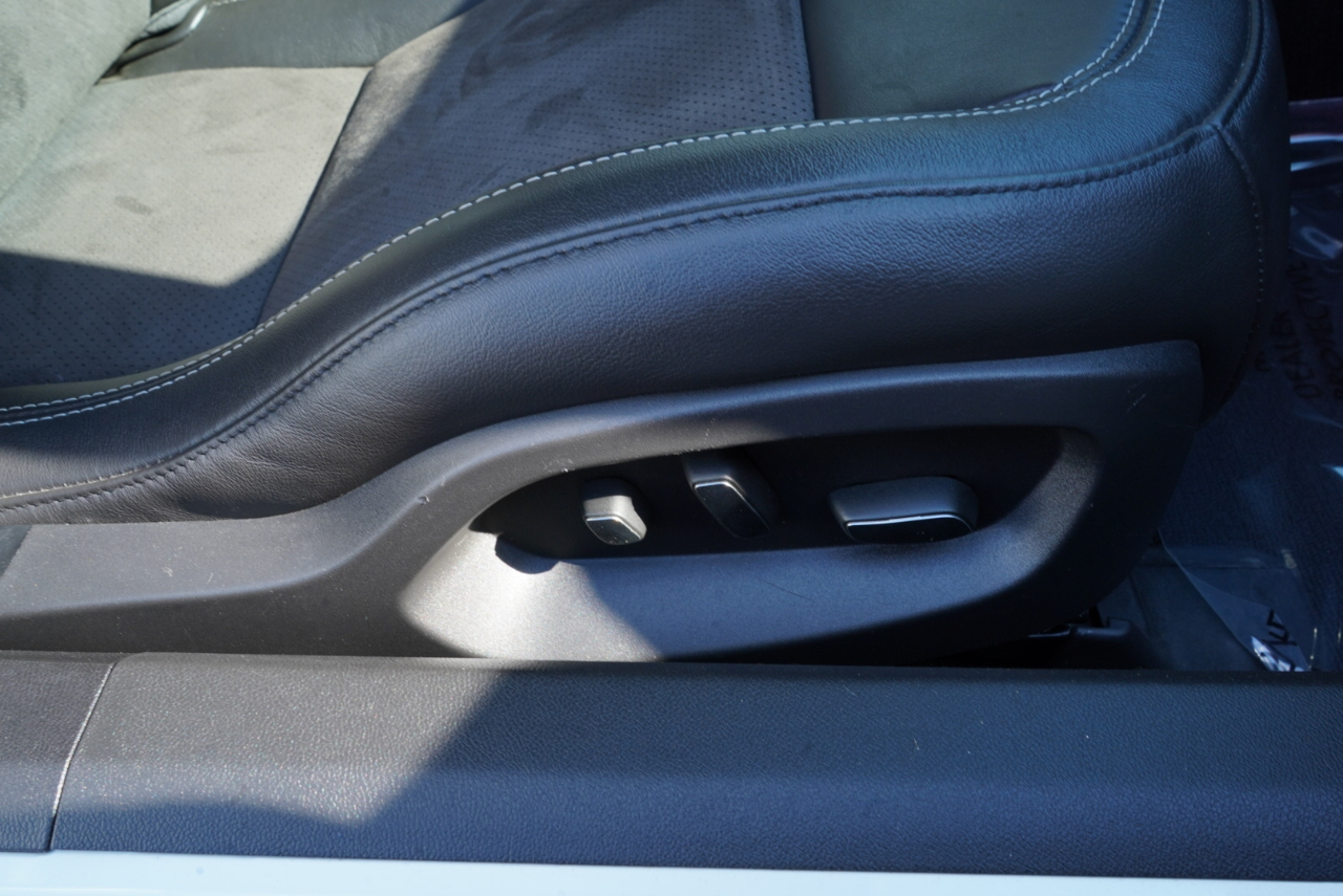 Chevrolet Corvette 2dr Stingray Z51 Cpe w/3LT 2016