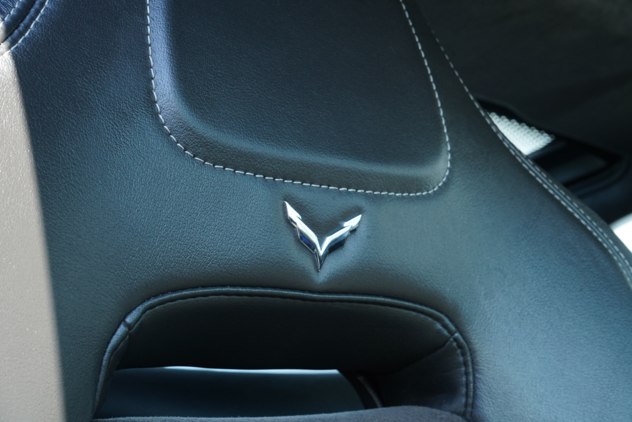 Chevrolet Corvette 2dr Stingray Z51 Cpe w/3LT 2016