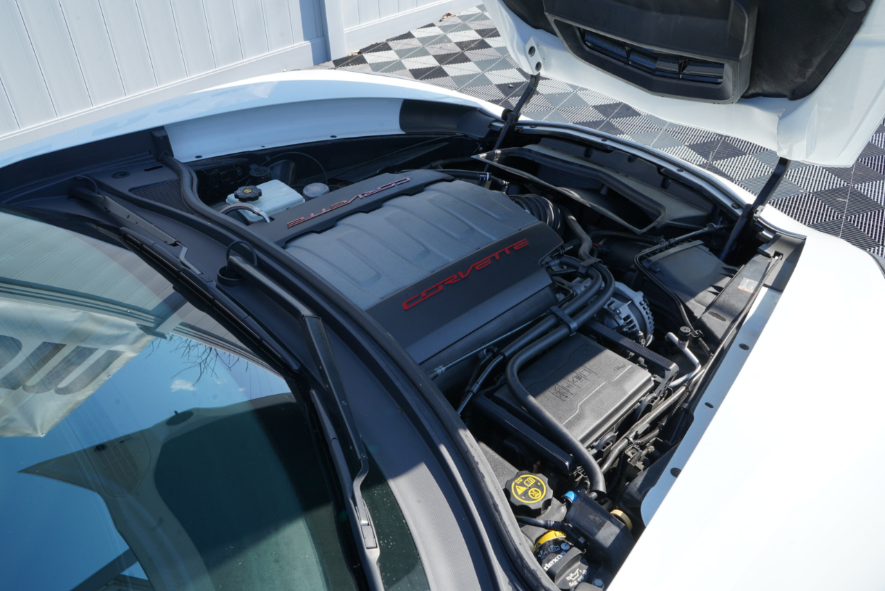 Chevrolet Corvette 2dr Stingray Z51 Cpe w/3LT 2016