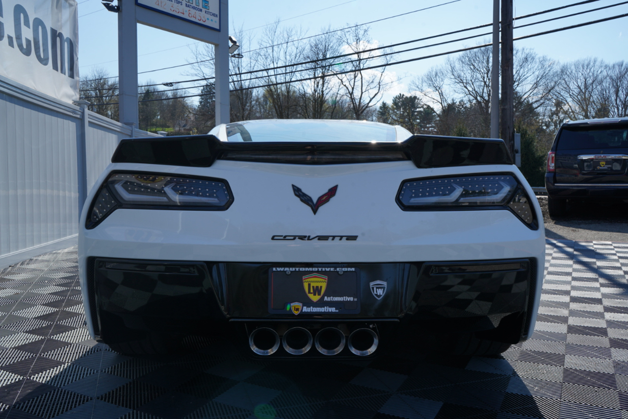 Chevrolet Corvette 2dr Stingray Z51 Cpe w/3LT 2016
