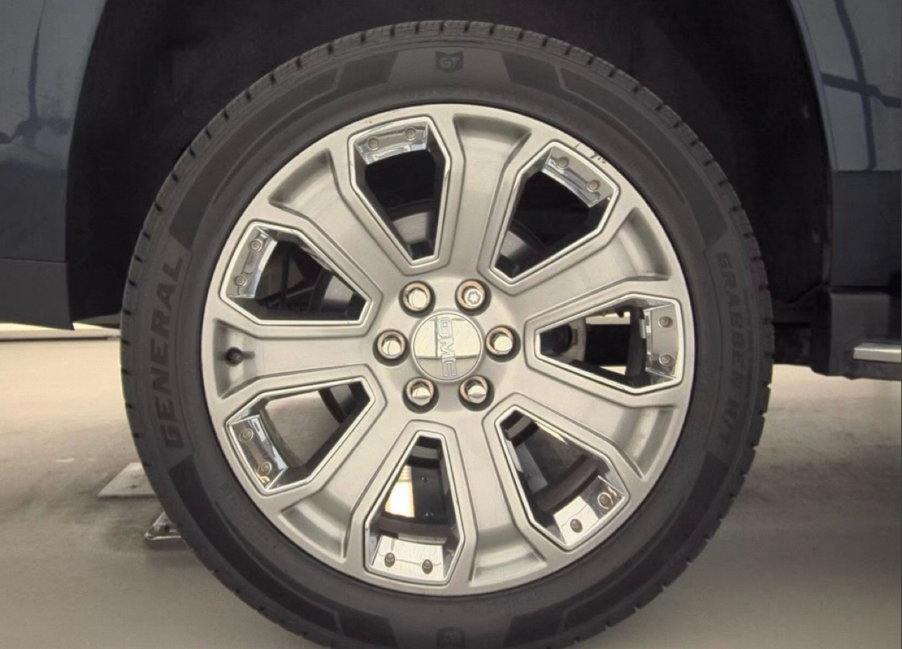 GMC Yukon 4WD 4dr Denali 2019