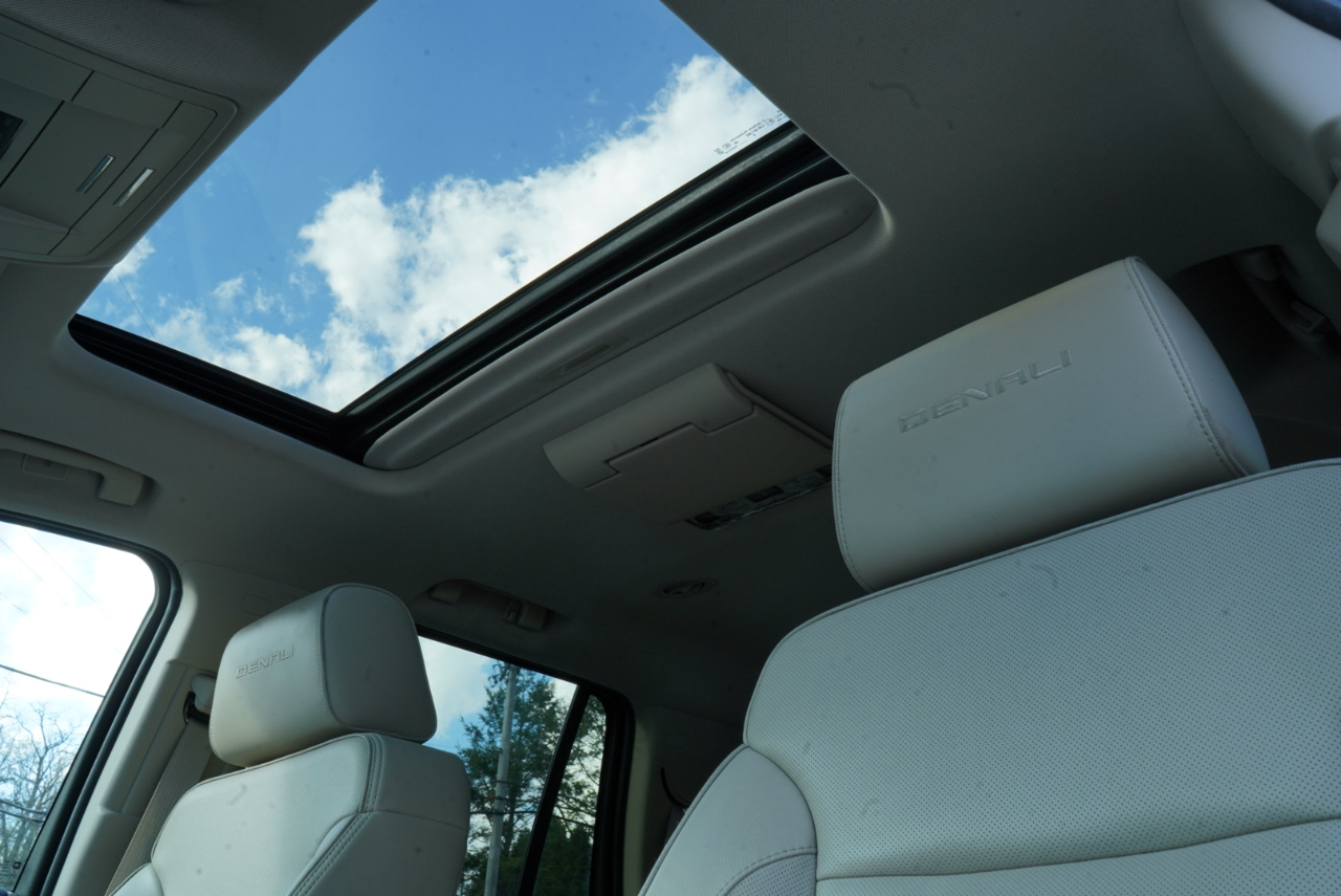 GMC Yukon 4WD 4dr Denali 2019