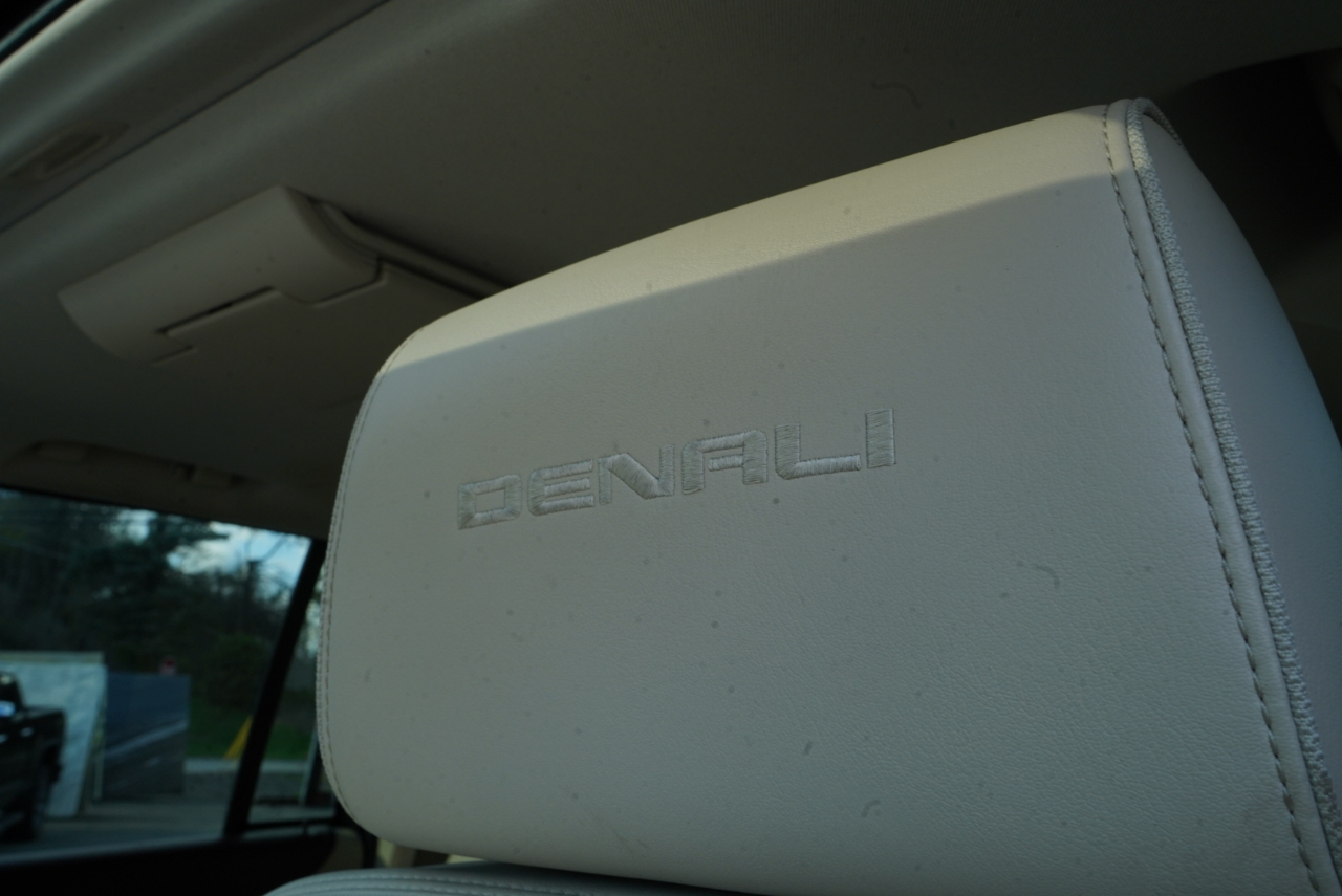 GMC Yukon 4WD 4dr Denali 2019