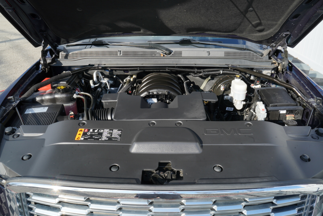 GMC Yukon 4WD 4dr Denali 2019