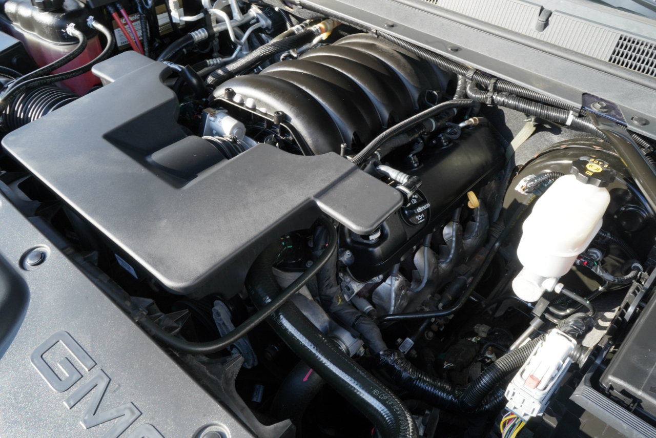 GMC Yukon 4WD 4dr Denali 2019