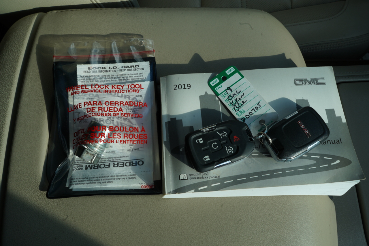 GMC Yukon 4WD 4dr Denali 2019