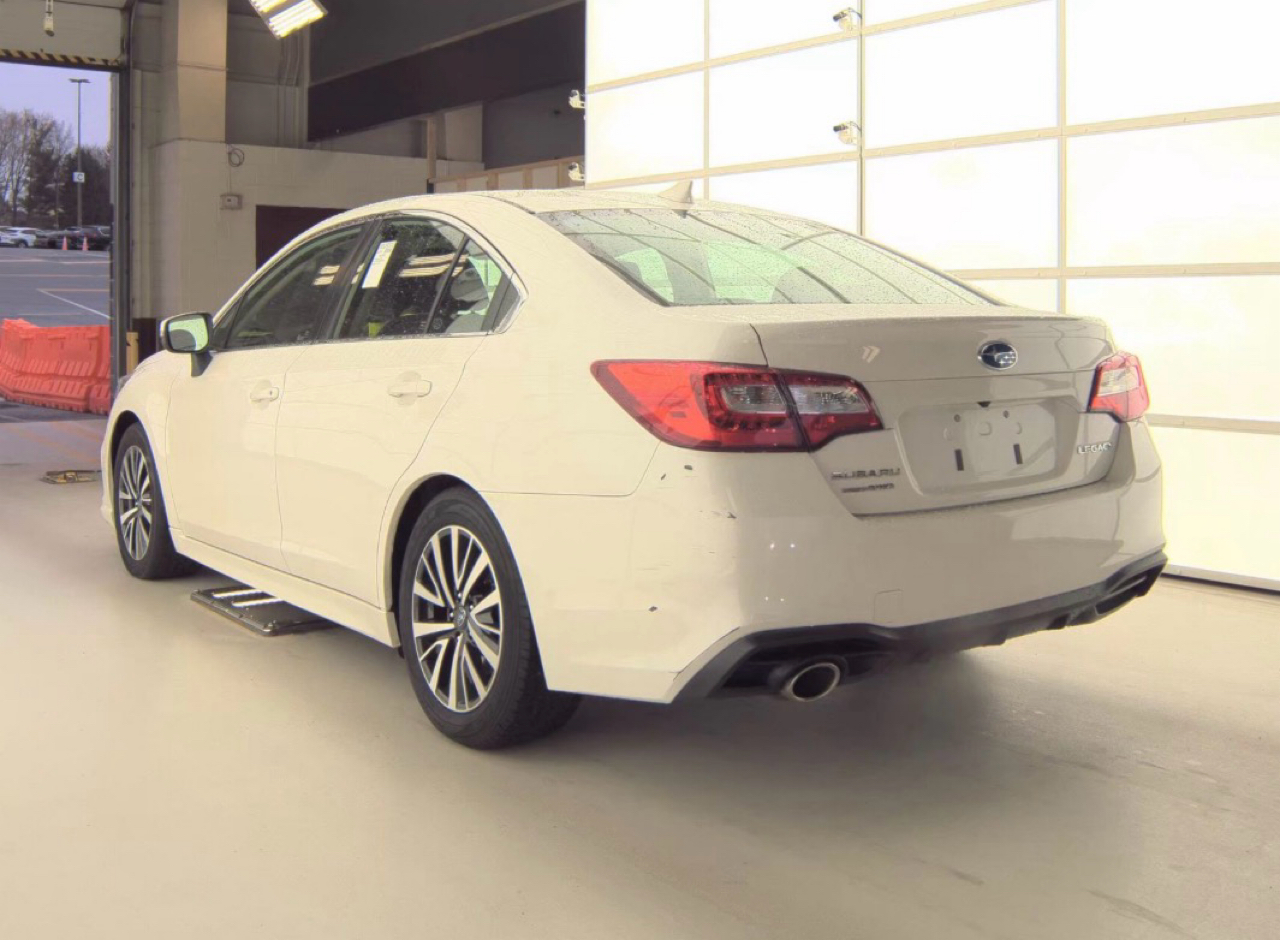 Subaru Legacy 2.5i Premium 2019