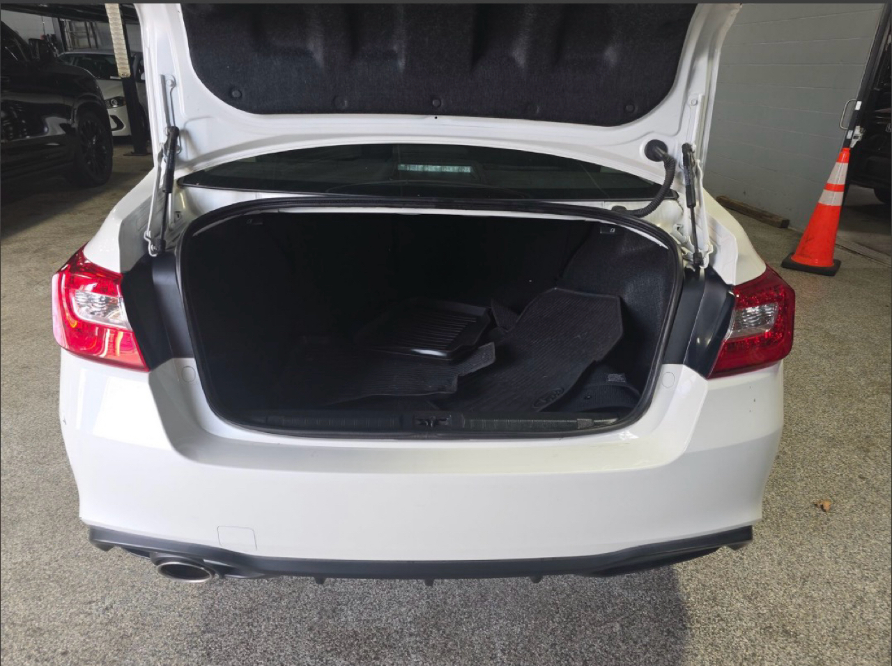 Subaru Legacy 2.5i Premium 2019