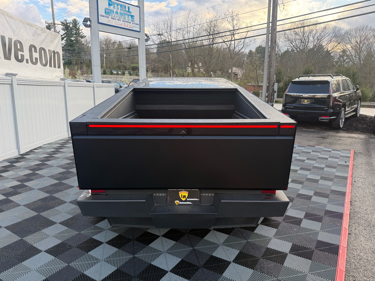 Tesla Cybertruck AWD 2024