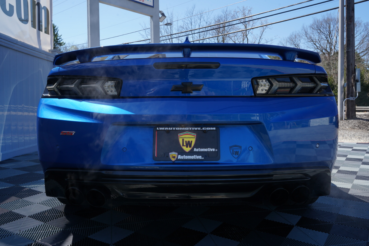 Chevrolet Camaro 2dr Cpe 2SS 2017