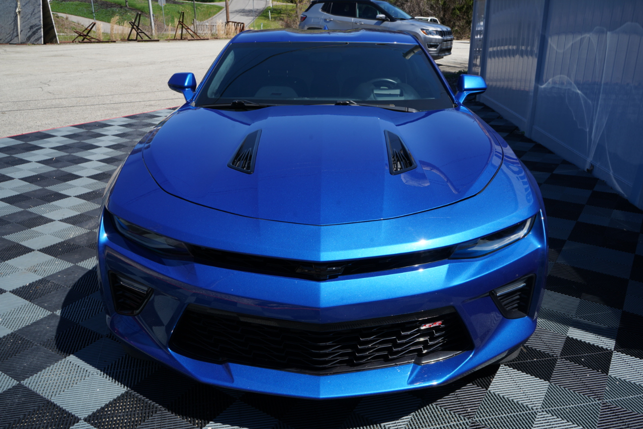 Chevrolet Camaro 2dr Cpe 2SS 2017