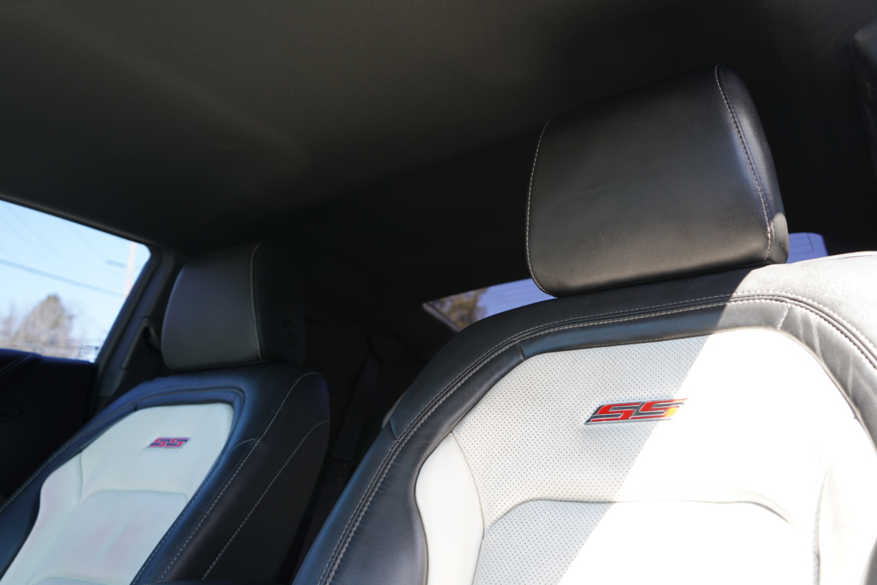 Chevrolet Camaro 2dr Cpe 2SS 2017