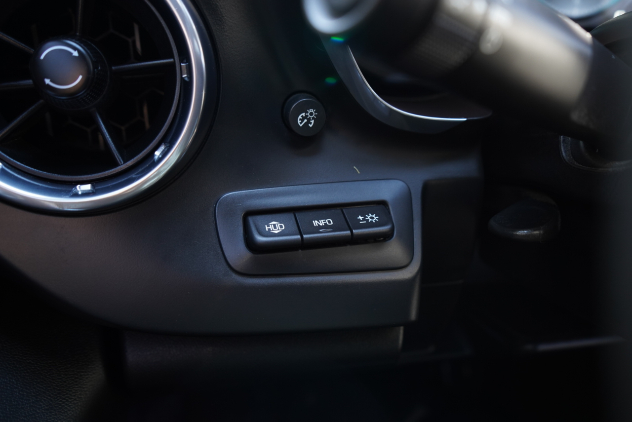 Chevrolet Camaro 2dr Cpe 2SS 2017