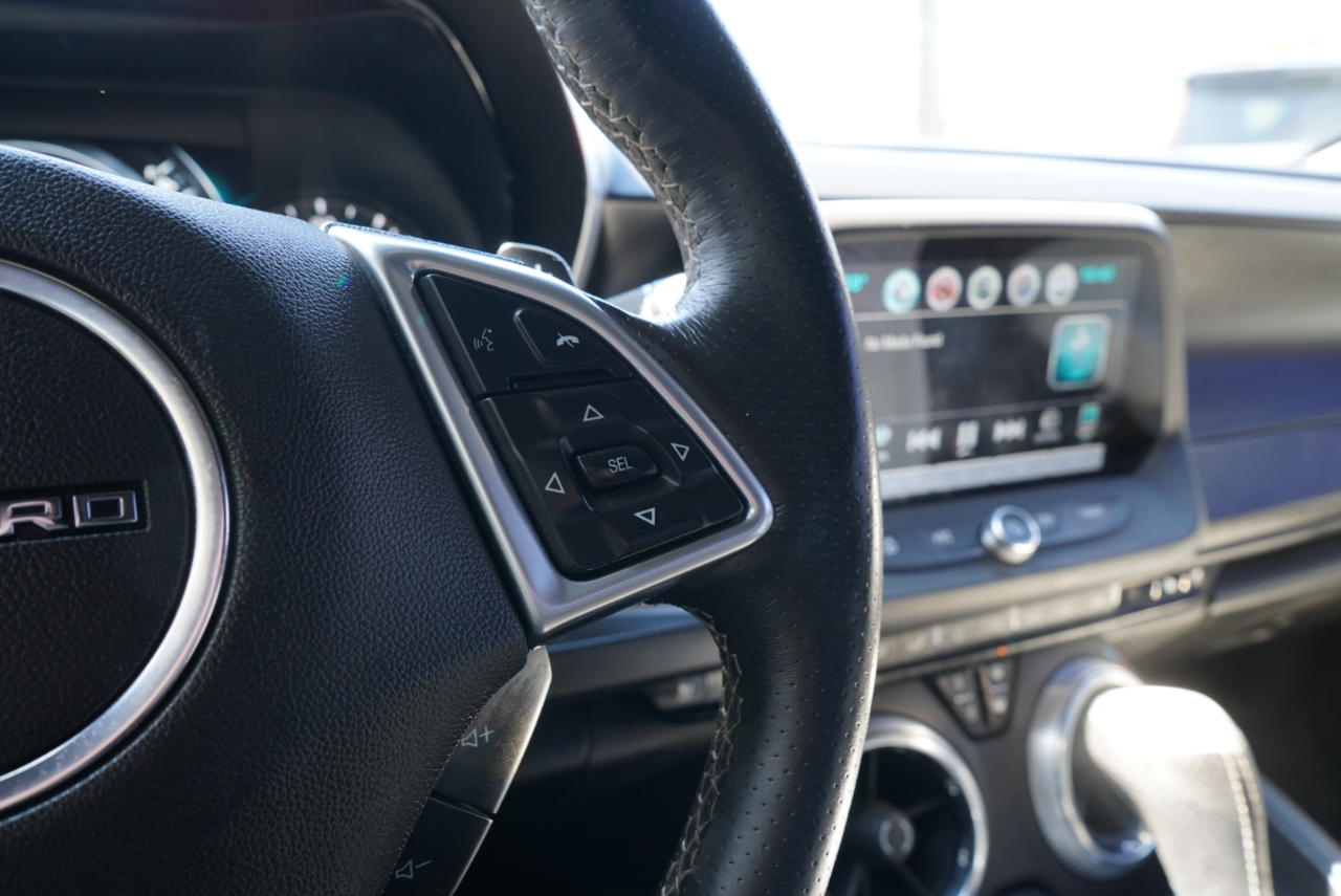 Chevrolet Camaro 2dr Cpe 2SS 2017