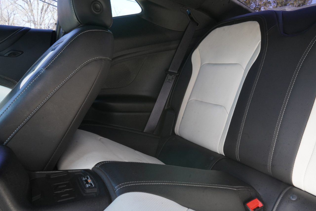 Chevrolet Camaro 2dr Cpe 2SS 2017