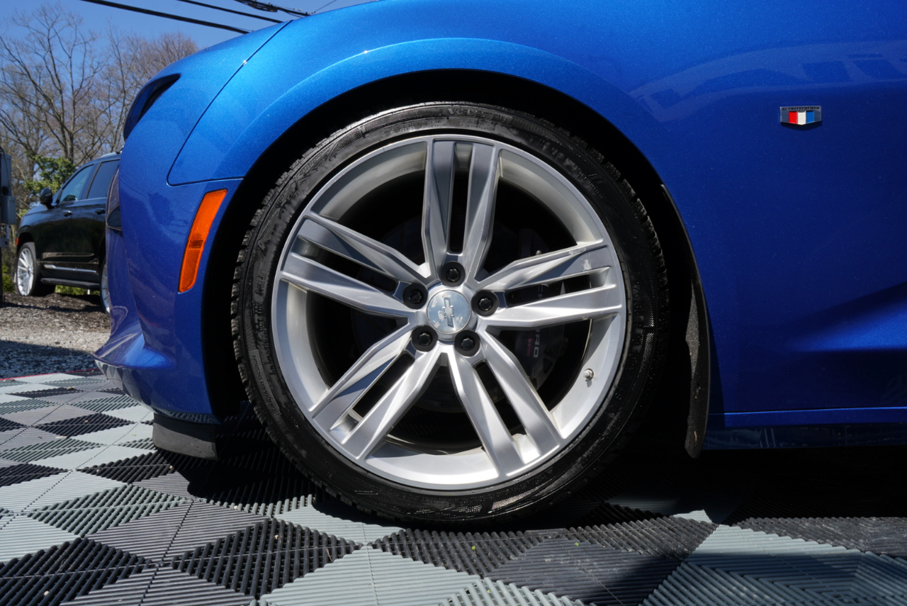 Chevrolet Camaro 2dr Cpe 2SS 2017