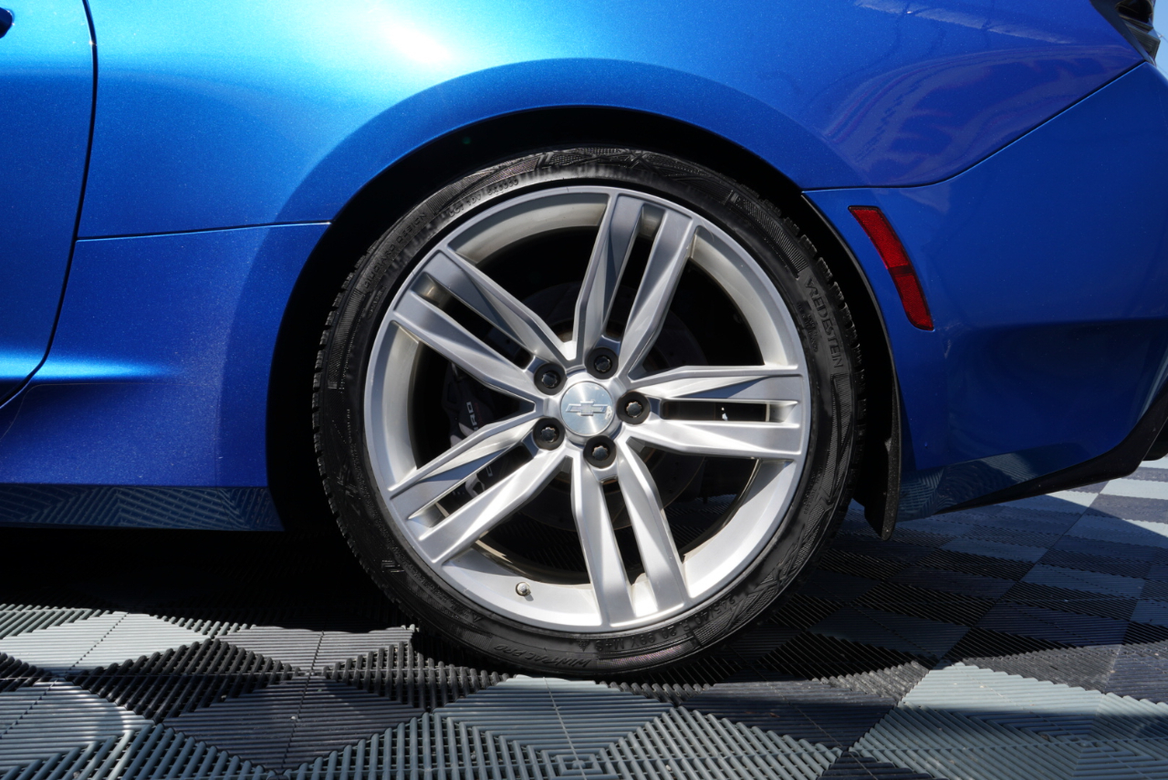 Chevrolet Camaro 2dr Cpe 2SS 2017