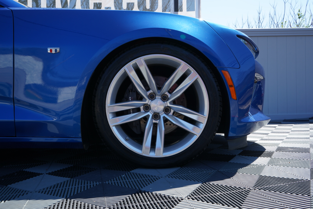 Chevrolet Camaro 2dr Cpe 2SS 2017