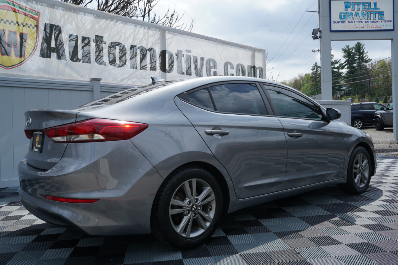 Hyundai Elantra SEL 2.0L Auto 2018