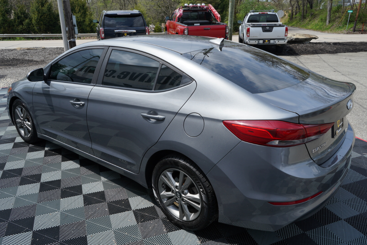 Hyundai Elantra SEL 2.0L Auto 2018
