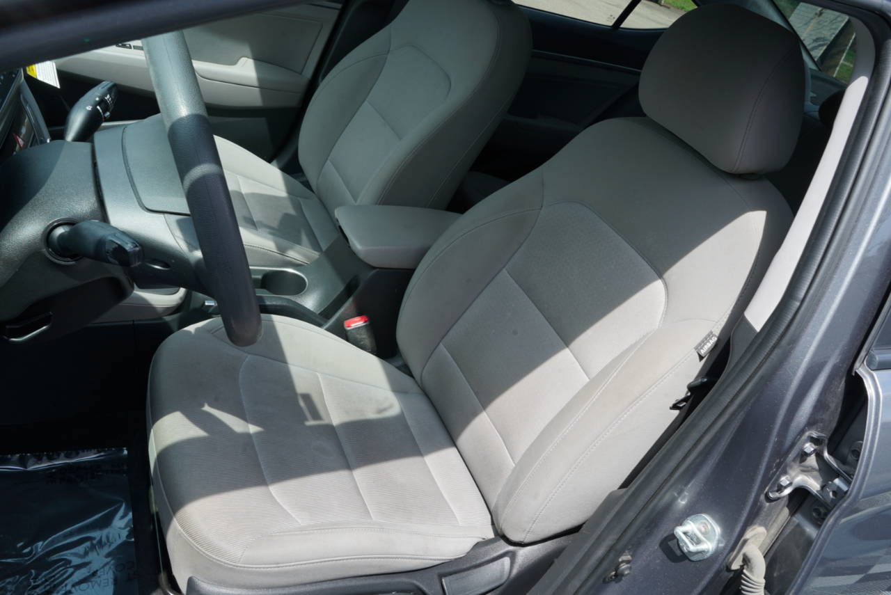 Hyundai Elantra SEL 2.0L Auto 2018