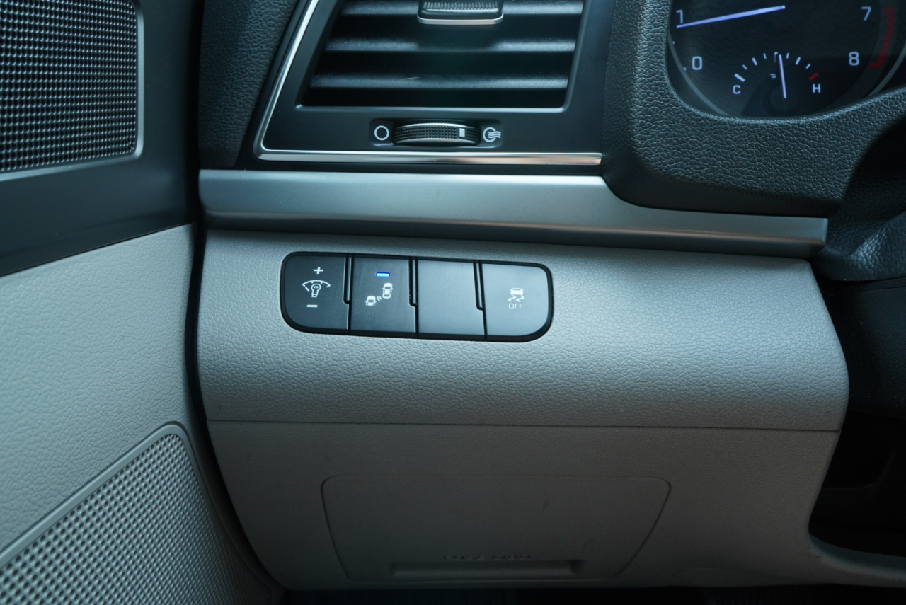 Hyundai Elantra SEL 2.0L Auto 2018