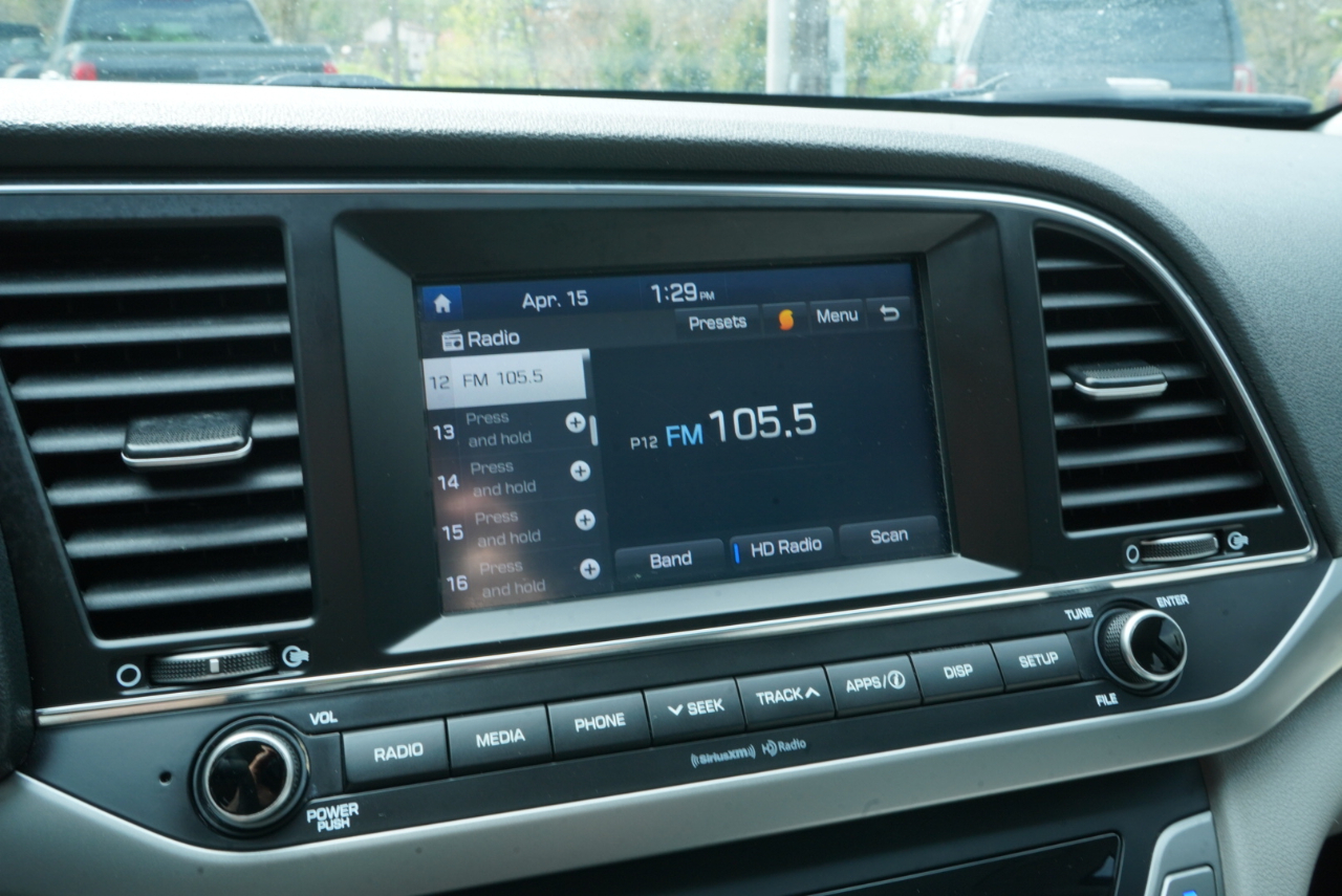 Hyundai Elantra SEL 2.0L Auto 2018