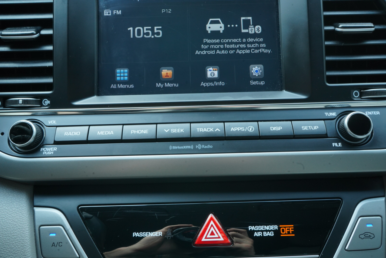 Hyundai Elantra SEL 2.0L Auto 2018