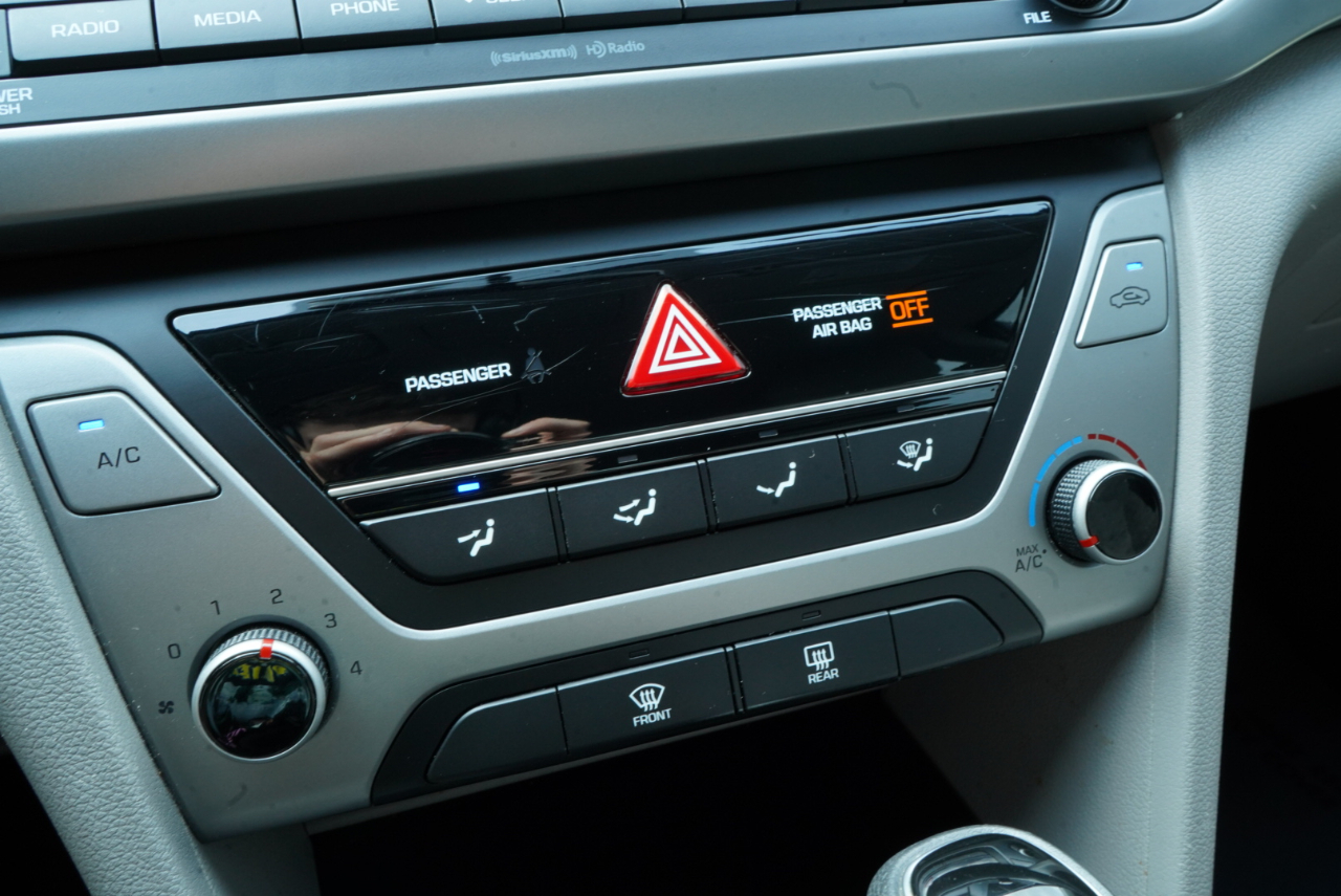 Hyundai Elantra SEL 2.0L Auto 2018