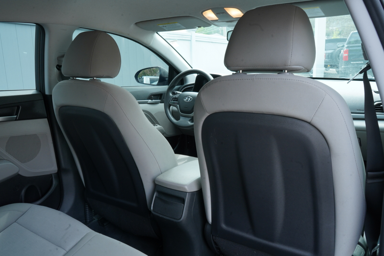 Hyundai Elantra SEL 2.0L Auto 2018