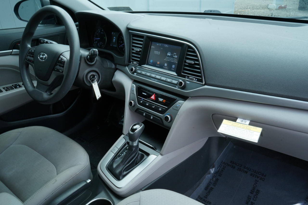 Hyundai Elantra SEL 2.0L Auto 2018