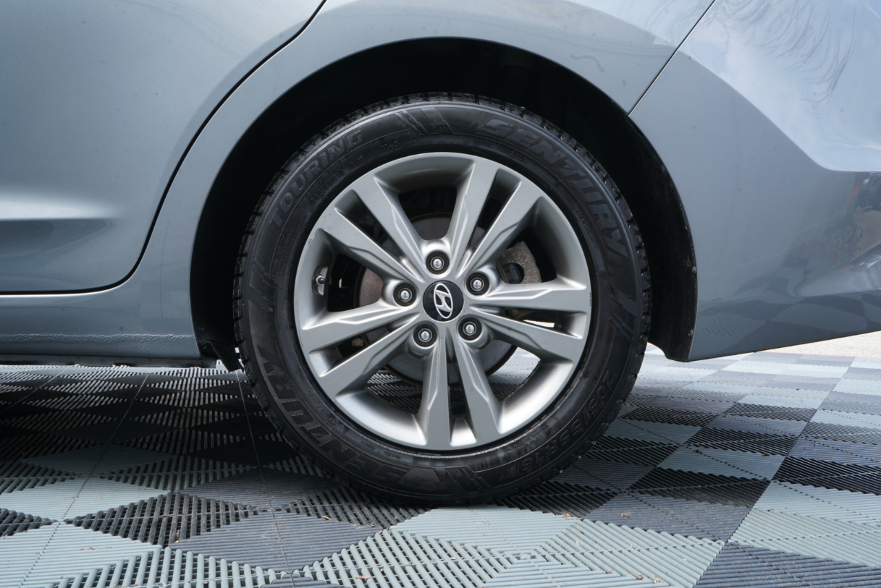 Hyundai Elantra SEL 2.0L Auto 2018