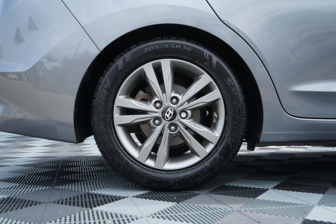 Hyundai Elantra SEL 2.0L Auto 2018