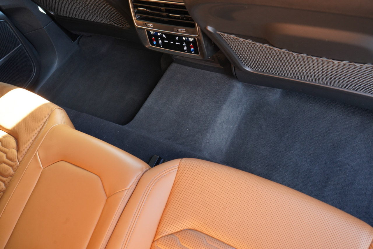 Audi RS Q8 4.0 TFSI quattro 2023