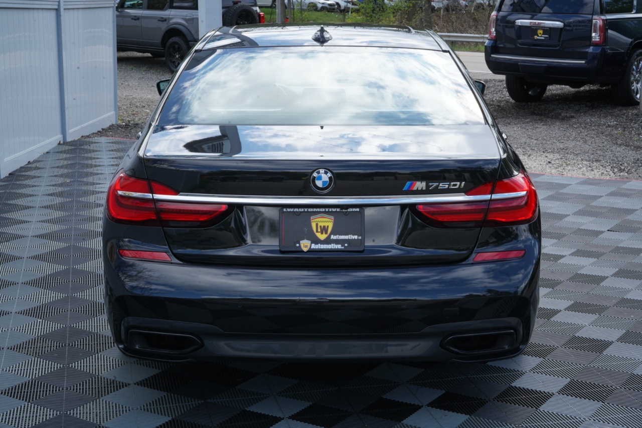 BMW 7 Series 750i Sedan 2017