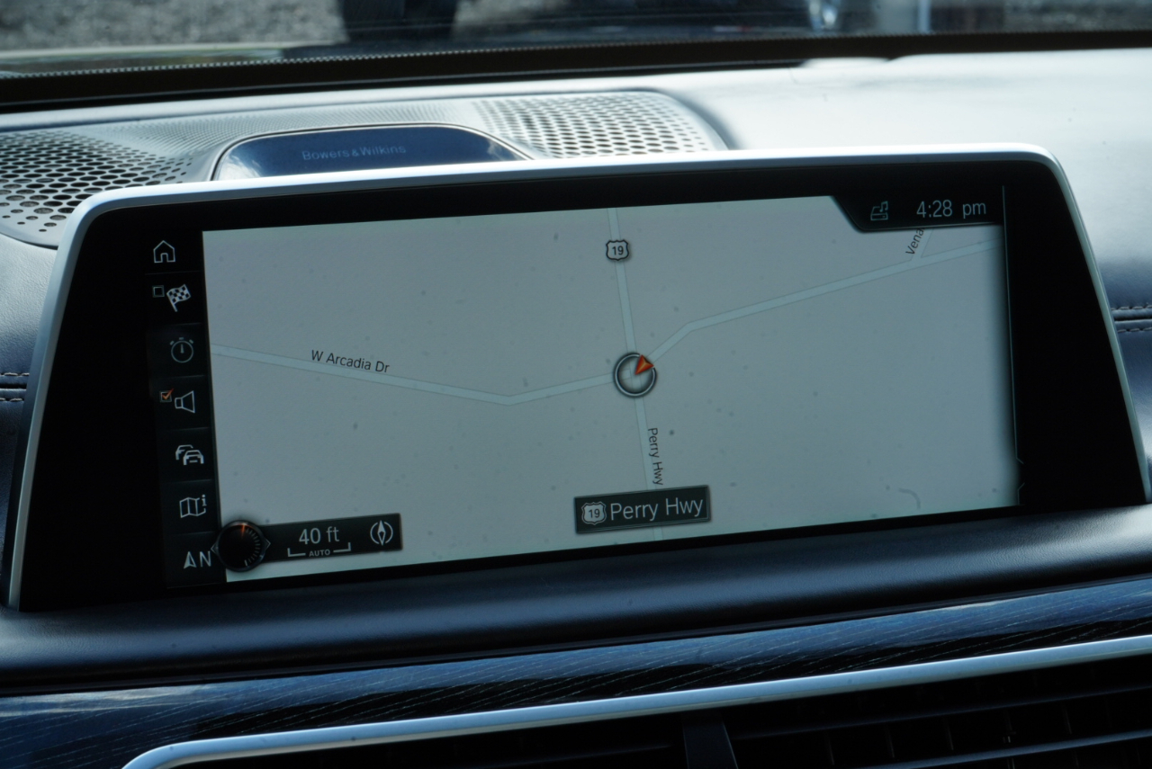 BMW 7 Series 750i Sedan 2017