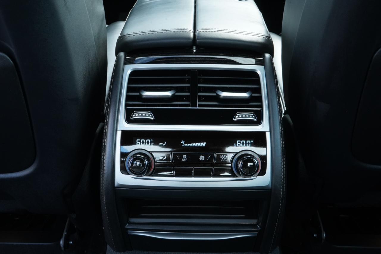 BMW 7 Series 750i Sedan 2017