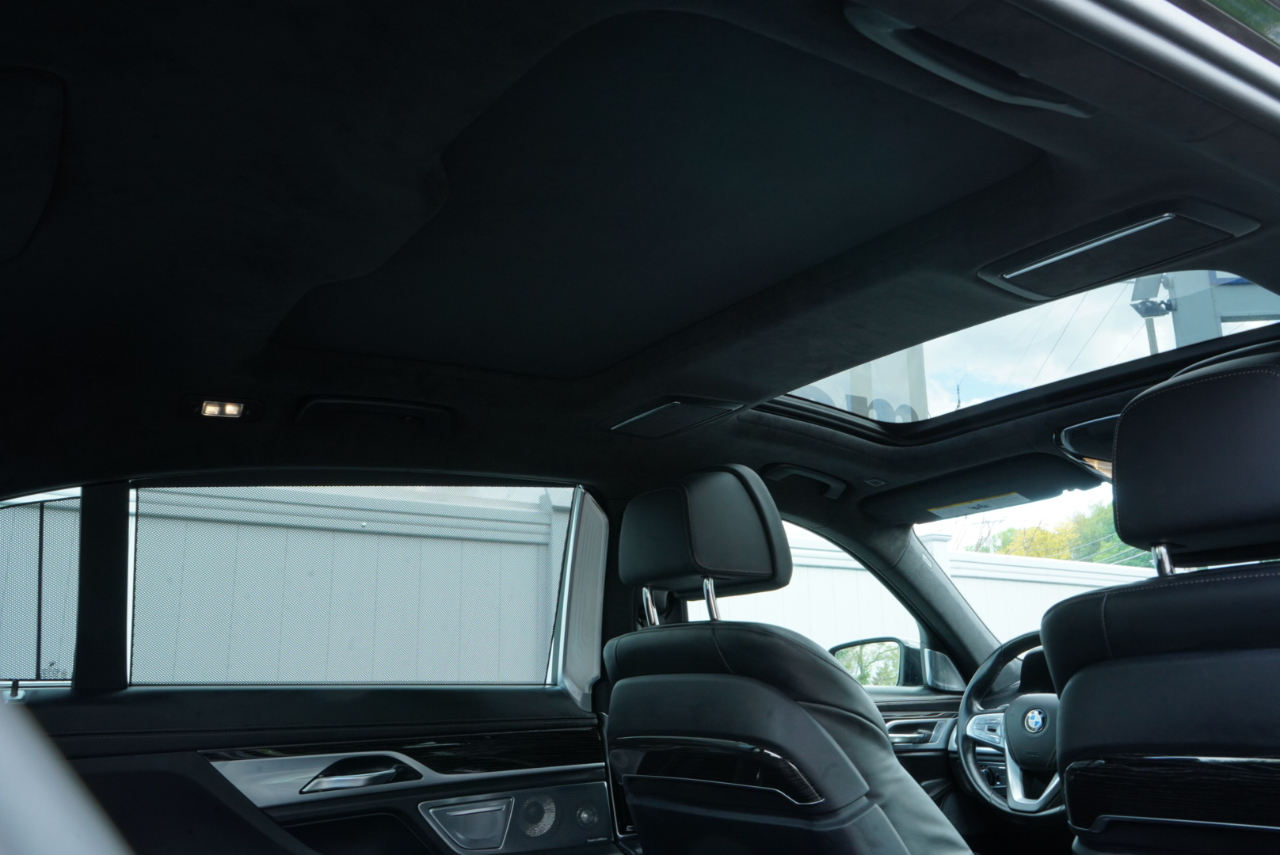 BMW 7 Series 750i Sedan 2017