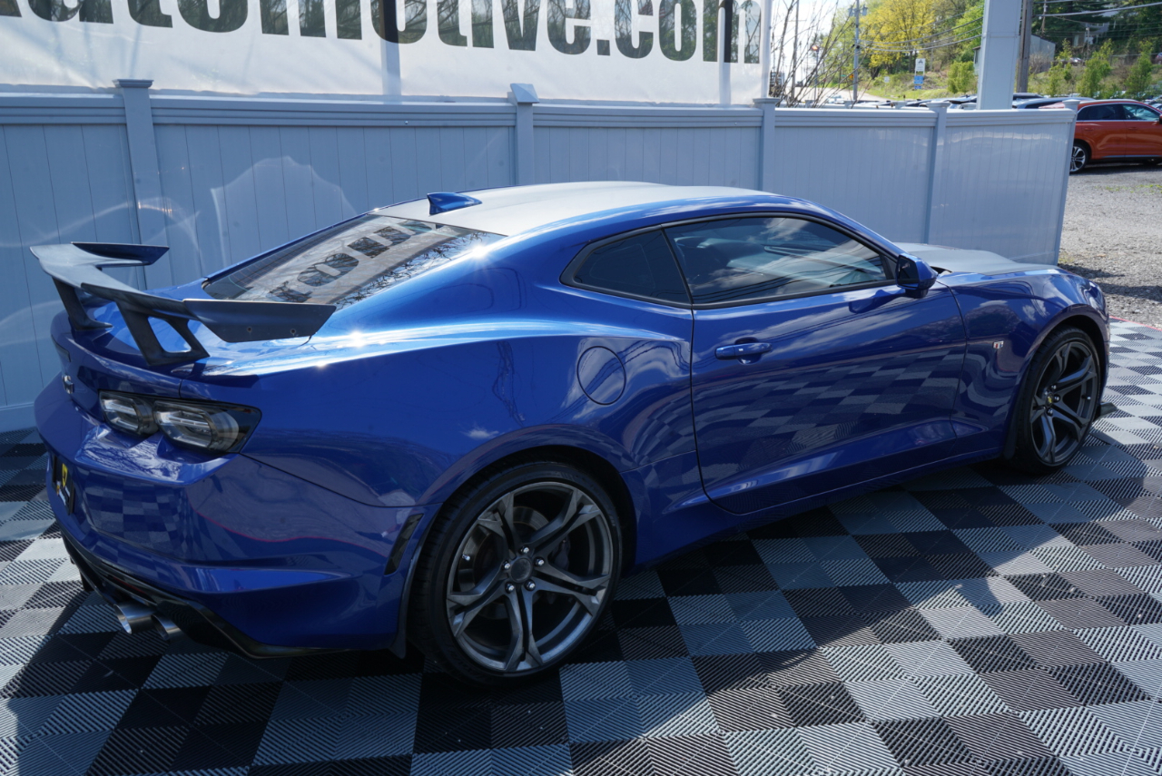 Chevrolet Camaro 2dr Cpe 1SS 2020