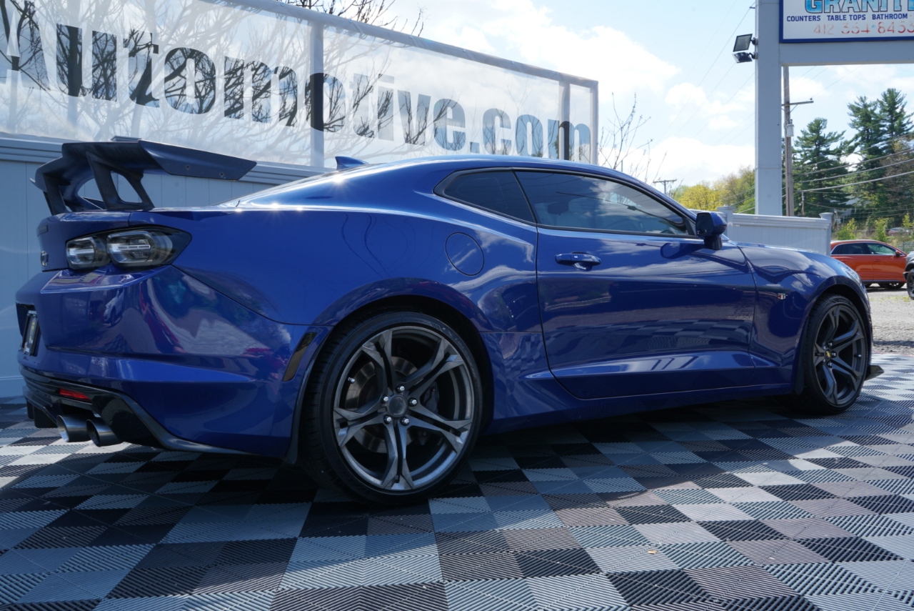 Chevrolet Camaro 2dr Cpe 1SS 2020