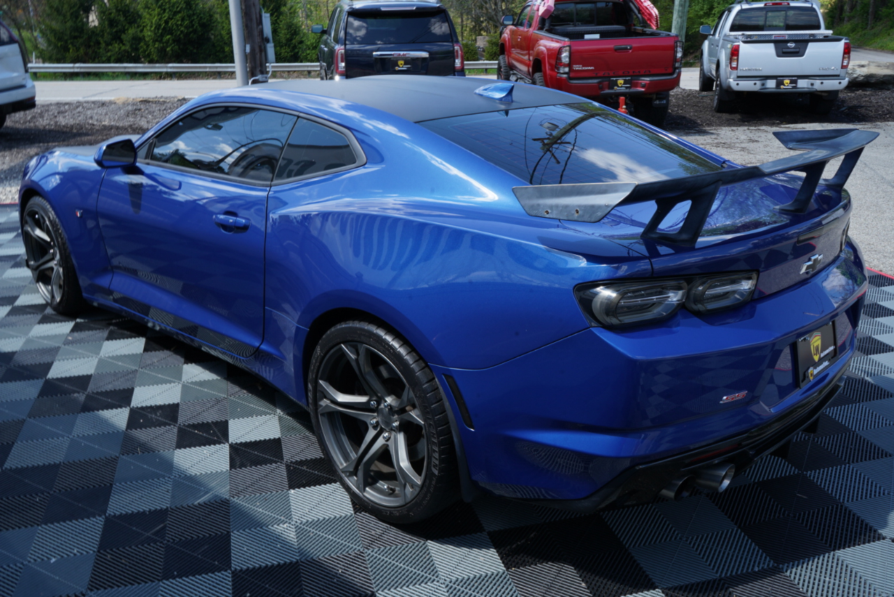Chevrolet Camaro 2dr Cpe 1SS 2020
